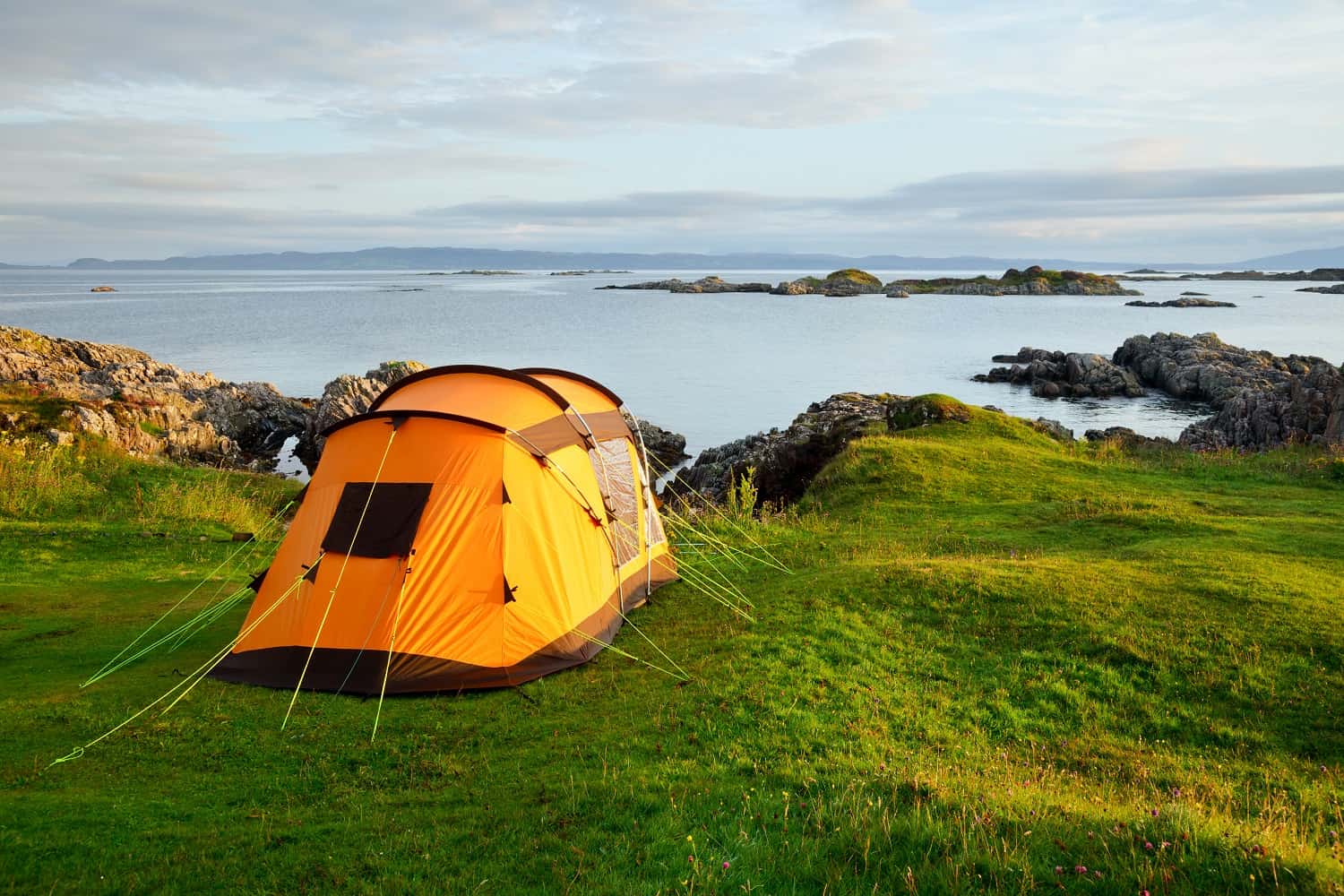 Pitch Up At The Best Coastal Campsites In Tenby 2026 Pitch Up At The Best Coastal Campsites In Tenby 2026